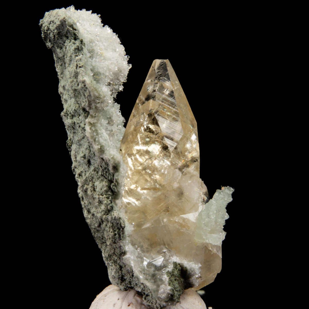 Calcite on Quartz