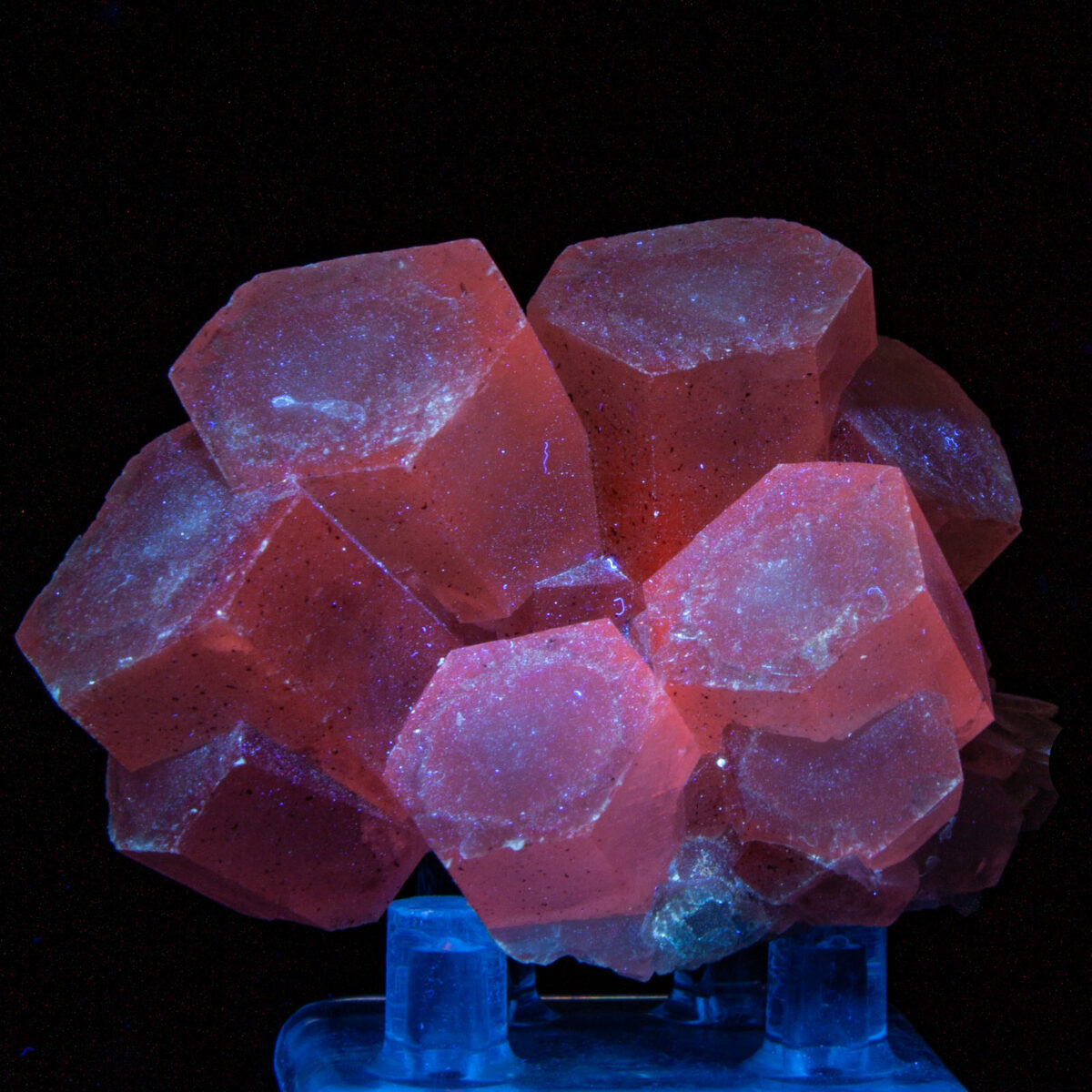 Calcite (Fluorescent)