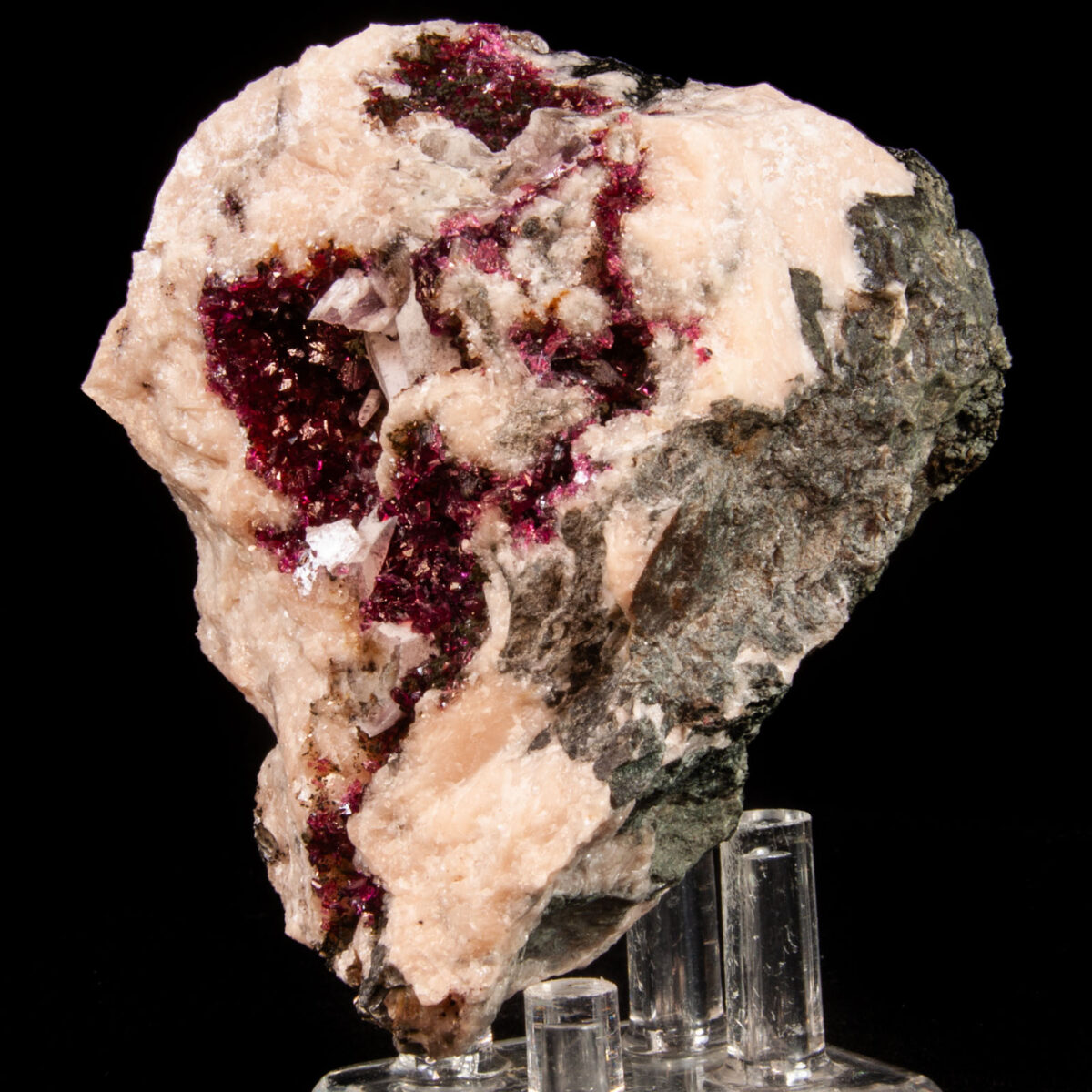 Roselite-Wendwilsonite with Heterogenite