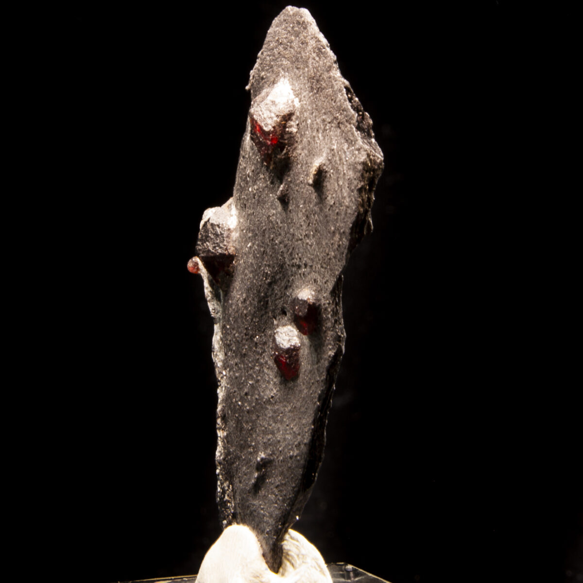 Garnets in Graphite Schist