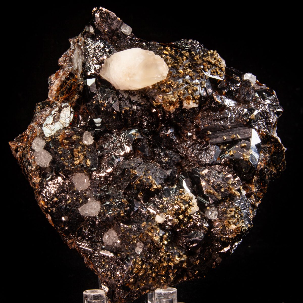 Calcite and Sphalerite with Pyrite