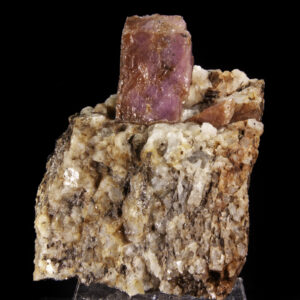 Corundum var. Ruby (Fluorescent)