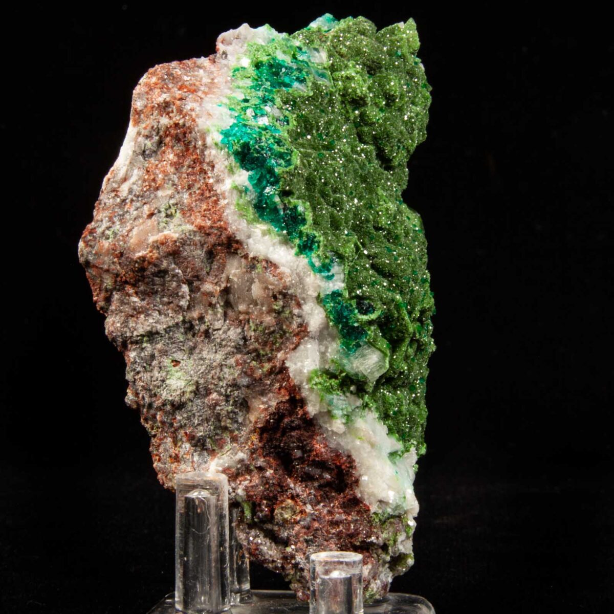 Dioptase with Mottramite on Calcite
