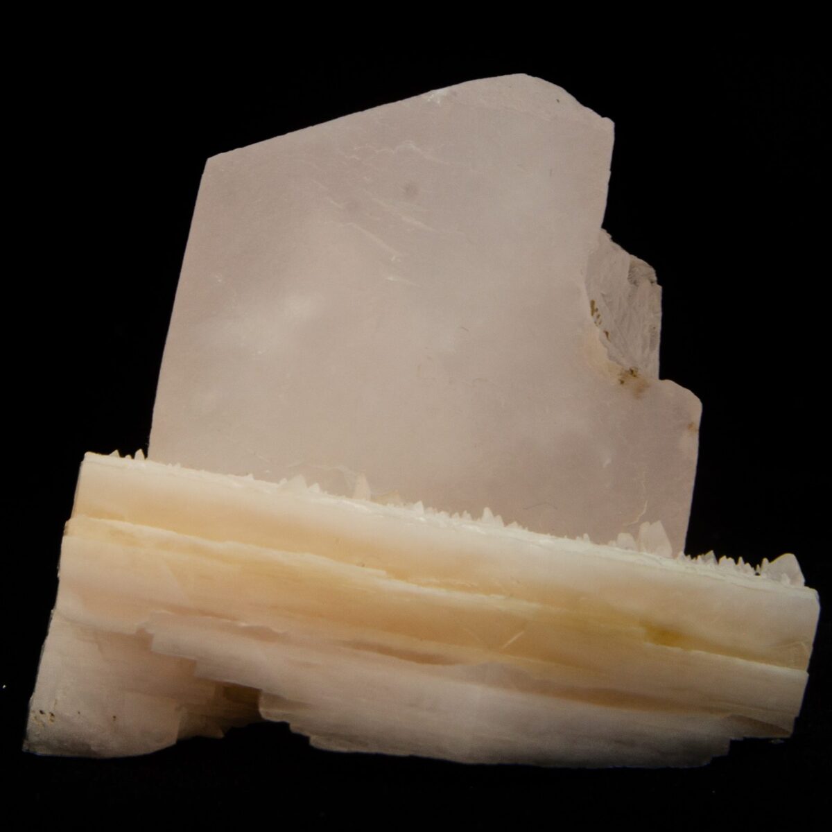 Manganocalcite (Fluorescent)