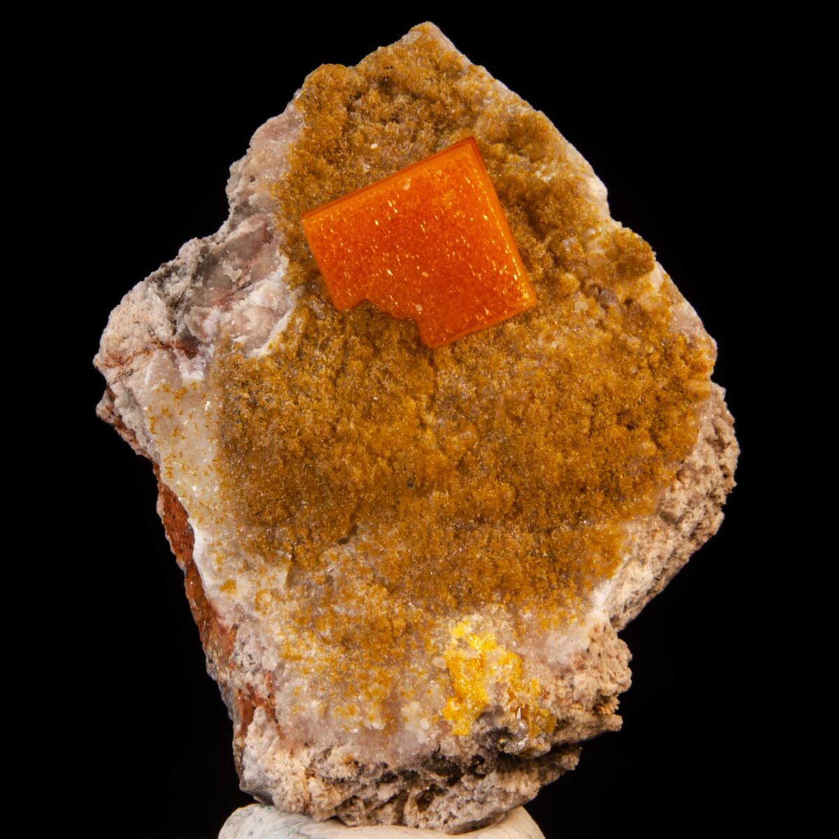 Wulfenite on Calcite with Mimetite