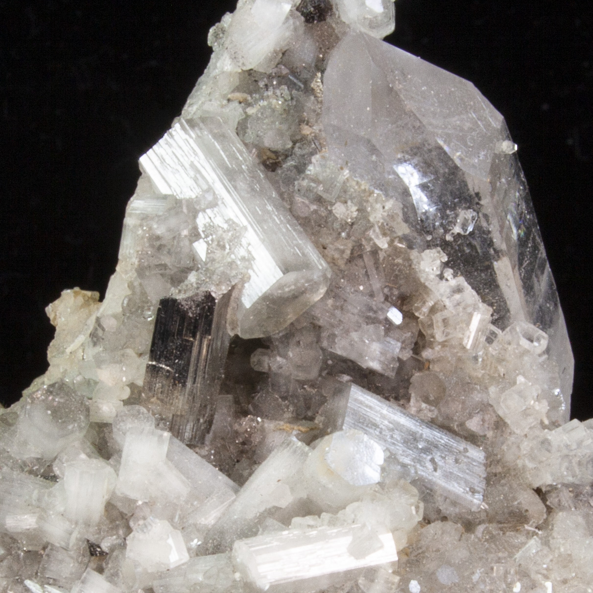 Quartz, Fluorapatite, Arsenopyrite - Image 2