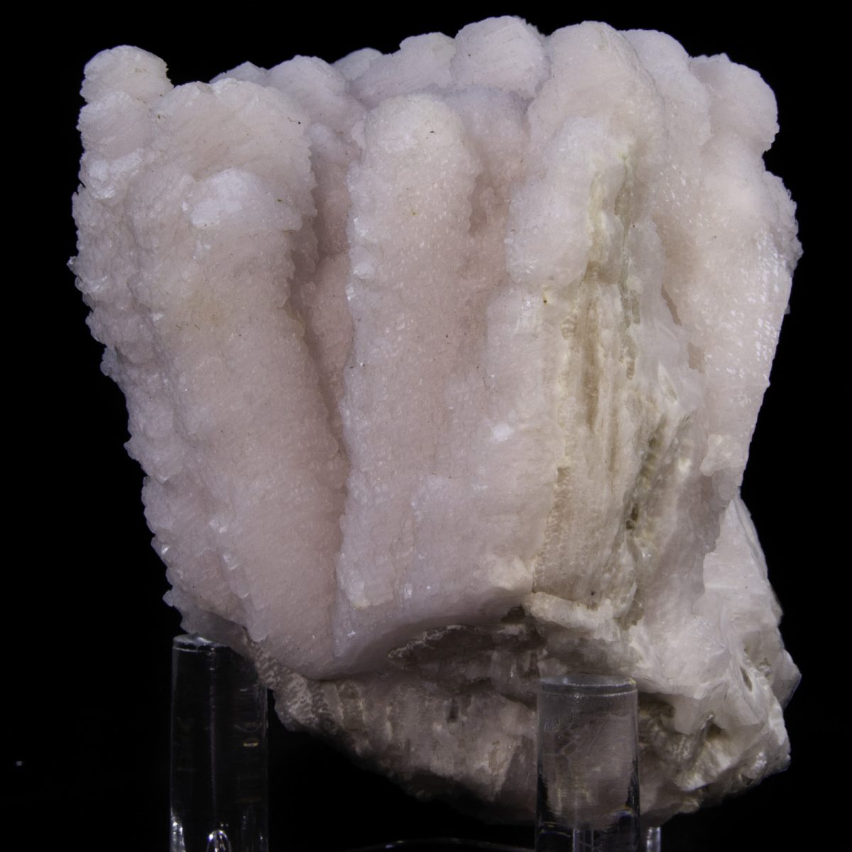 Manganocalcite (Fluorescent)