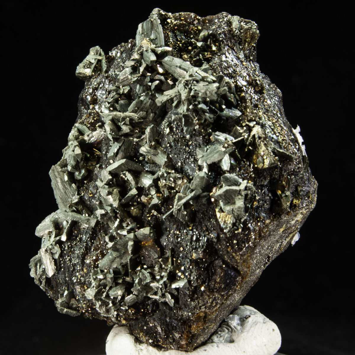 Marcasite on Sphalerite and Chalcopyrite