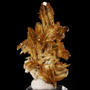Vanadinite on Barite